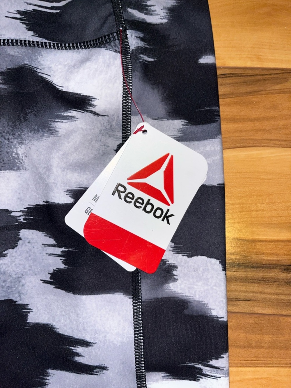 NWT Reebok Getaway High Rise Print 7/8 Leggings - Picture 4 of 8